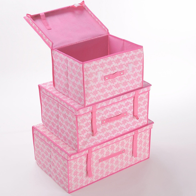 Grandi scatole di stoccaggio non tessute essenziali rosa della famiglia con il coperchio per abbigliamento
