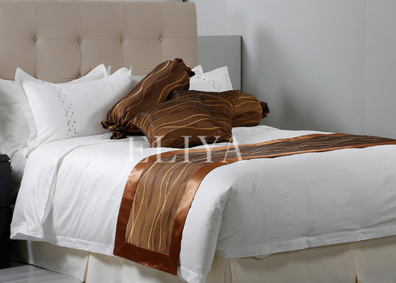 Biancheria da letto brillante dell'hotel del ricamo di dimensione moderna del doppio con il filo 100% di cotone